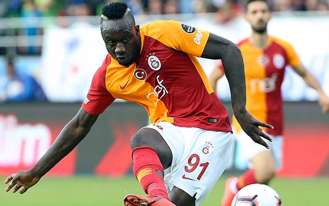 Diagne "krallığını" ilan etmeye hazırlanıyor