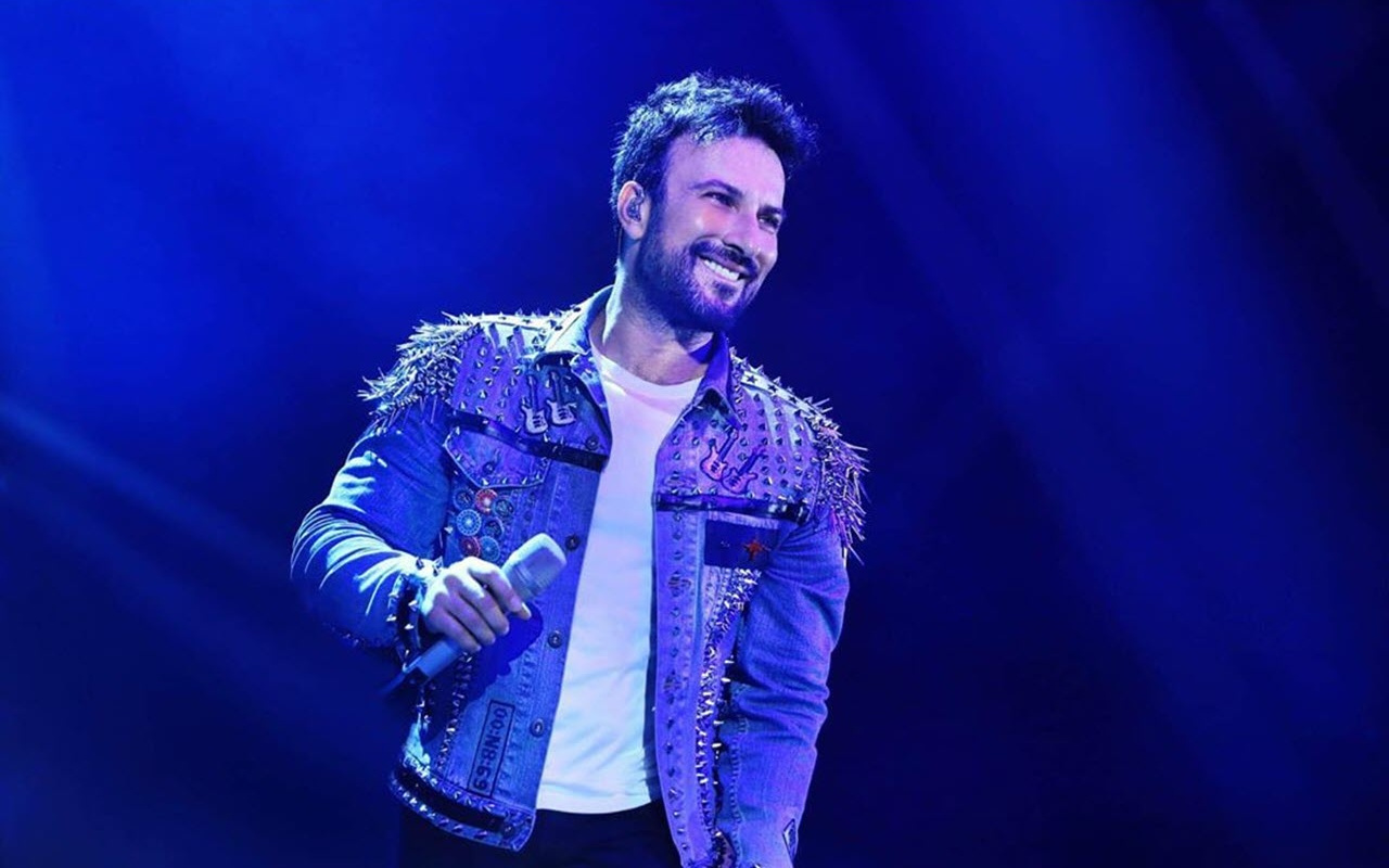 Tarkan paylaştı 1999 yılında çekilmiş 20 yıl önceki haline bakın