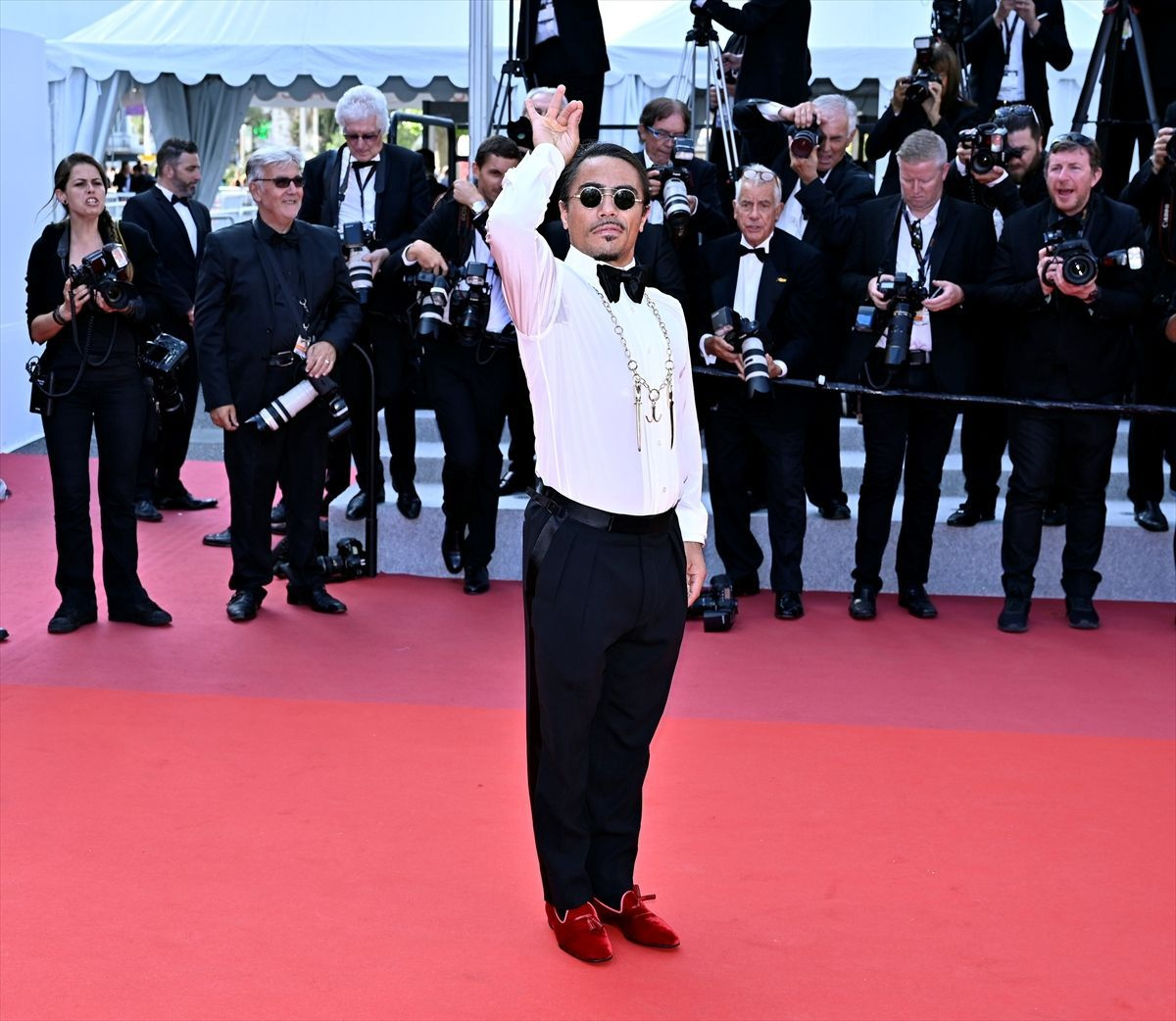 Cannes Film Festivali'nde ödül alan ilk kasap! Nusret'ten tarihi başarı