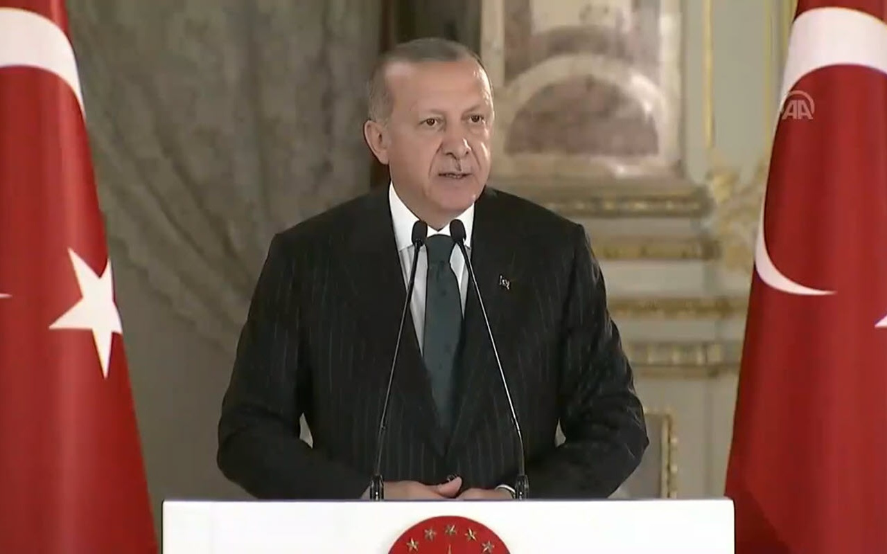 Erdoğan: Siyasi taraf olan sanatçı ve sporcularımızın durumu bizi üzüyor