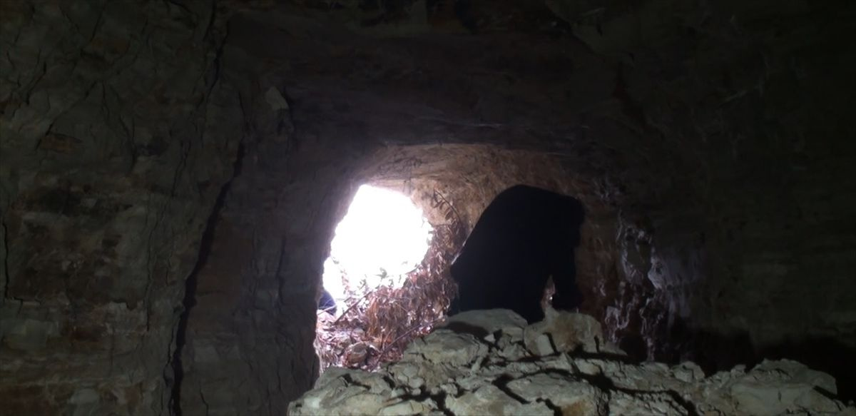 Bartın'da 20 metrelik define tüneli bulundu