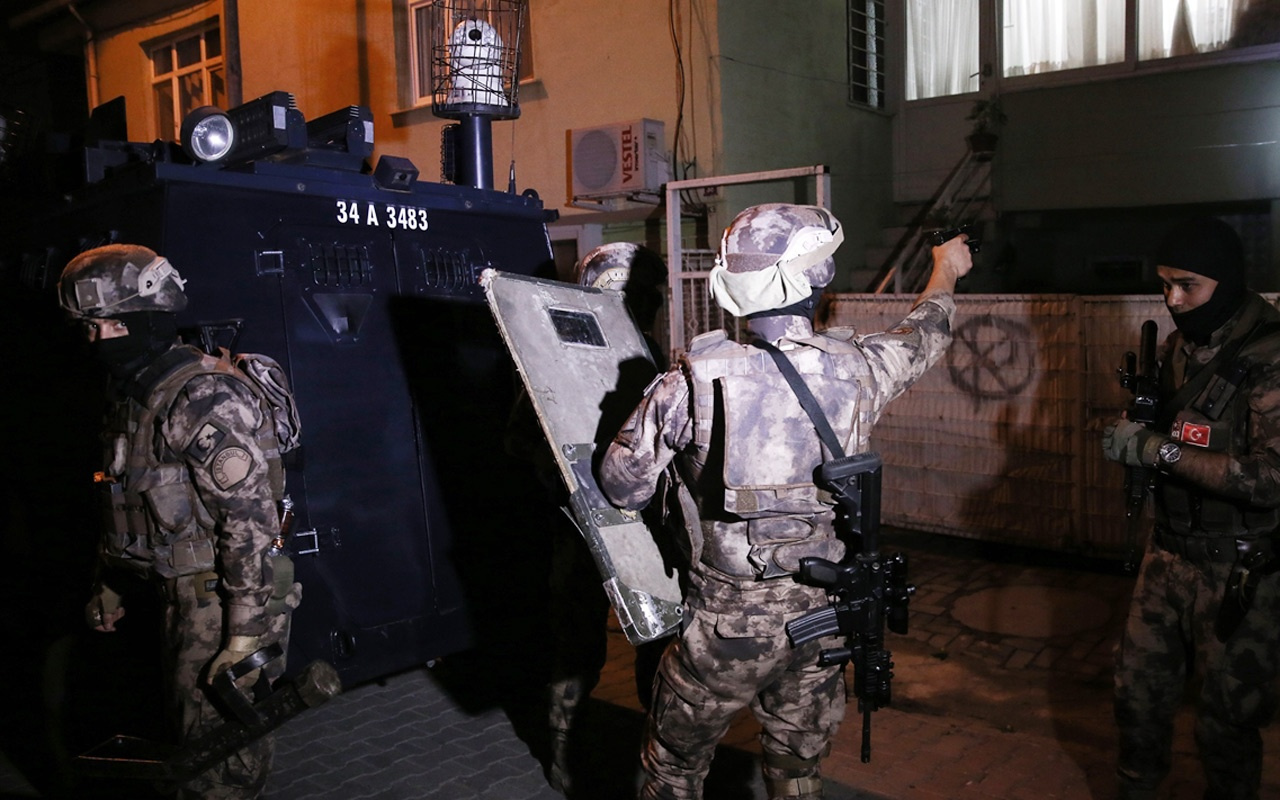 İstanbul'da büyük uyuşturucu operasyonu 80 gözaltı
