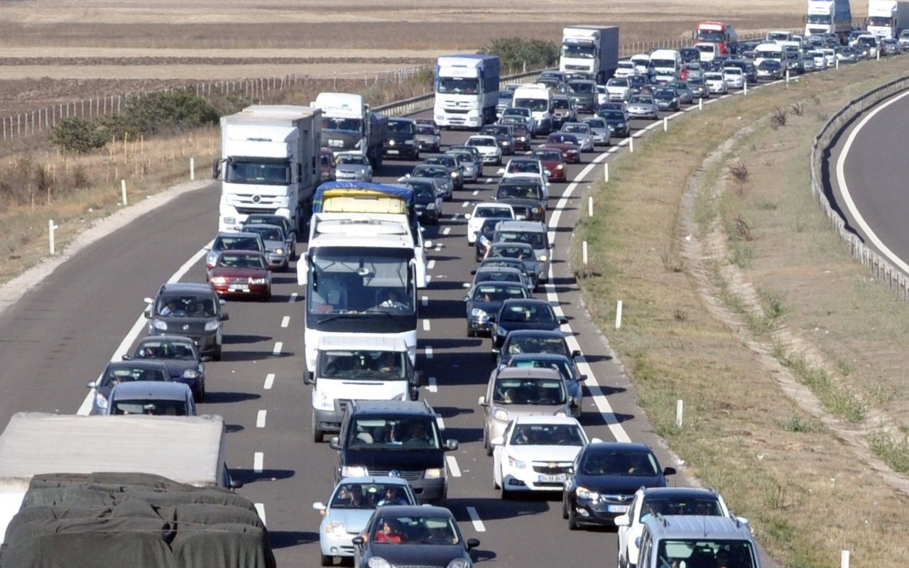 Bayramda tatile gidecekler dikkat! Hangi gün, saat kaçta yola çıkmalı?