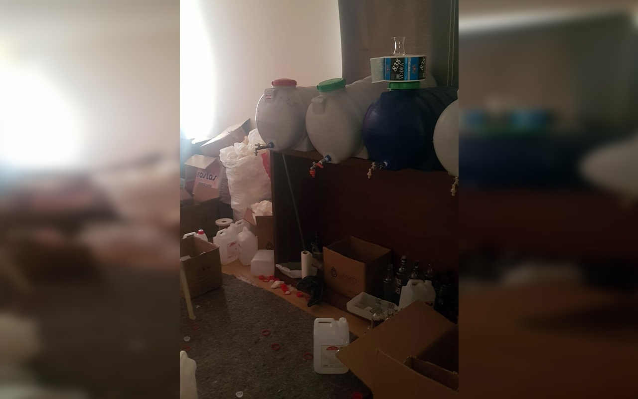 İzmir'de lüks siteyi içki imalathanesine çevirmişler