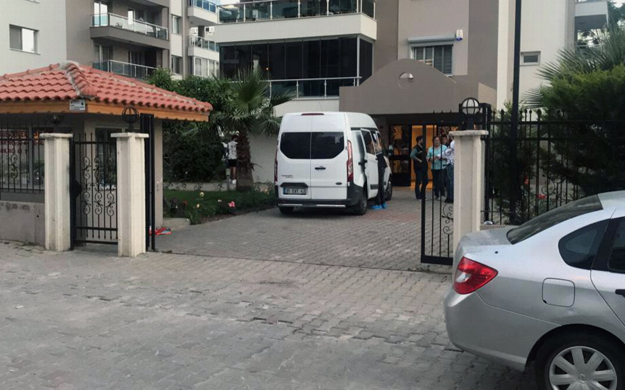 İzmir'de organize suç örgütü sanığına evinde silahlı saldırı