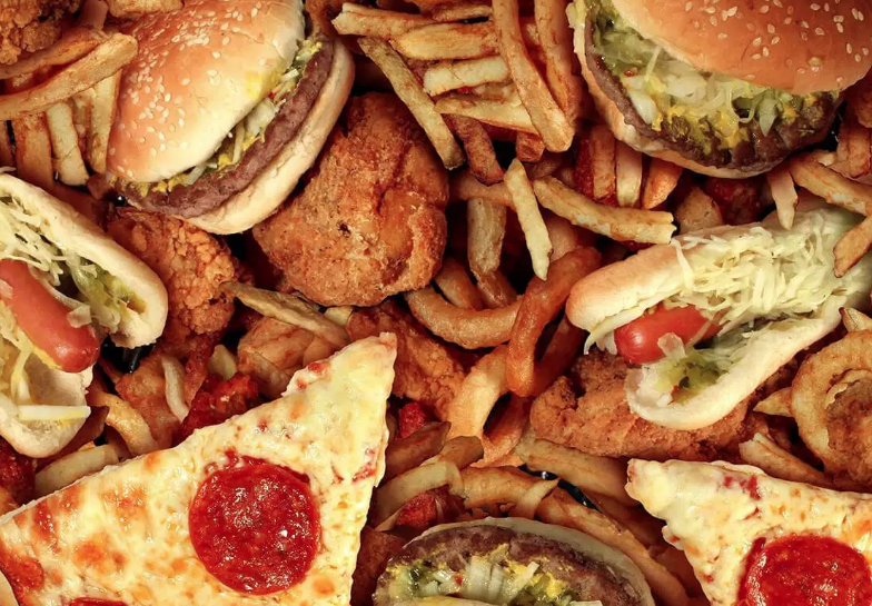 Bilim insanları fast foodlar hakkında uyardı: Yüzde 62 artırıyor