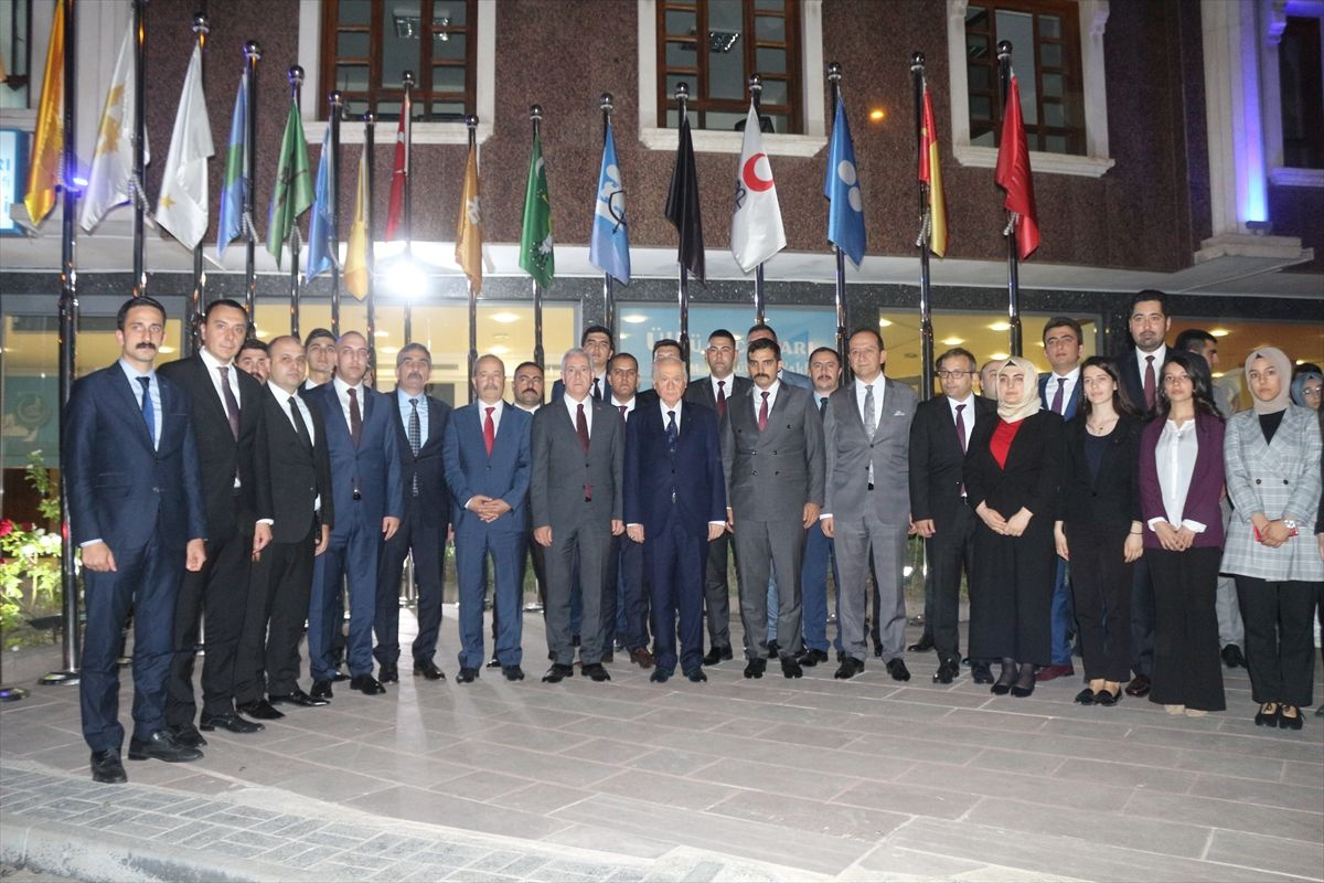 MHP Genel Başkanı Devlet Bahçeli Ülkü Ocaklarının iftarına katıldı