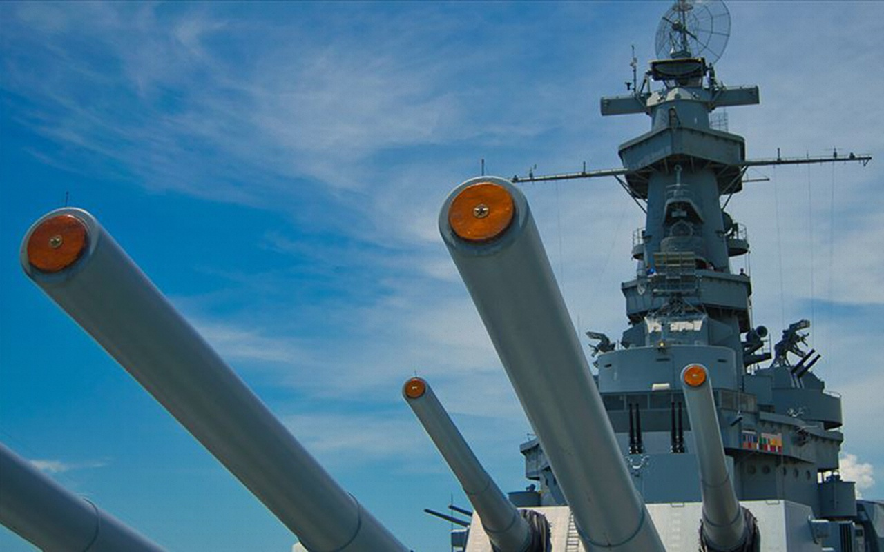 Beyaz Saray ile Pentagon arasında savaş gemisi krizi