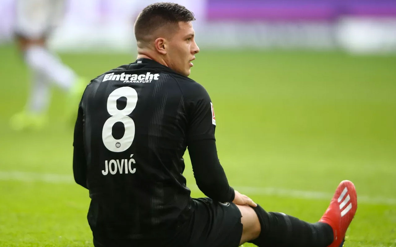 Real Madrid 21 yaşındaki Luka Jovic ile sözleşme imzaladı