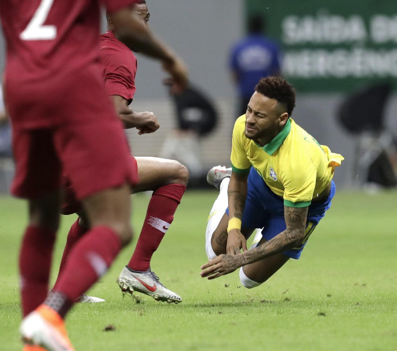 Neymar'ın ayağı kırıldı hıçkıra hıçkıra ağladı
