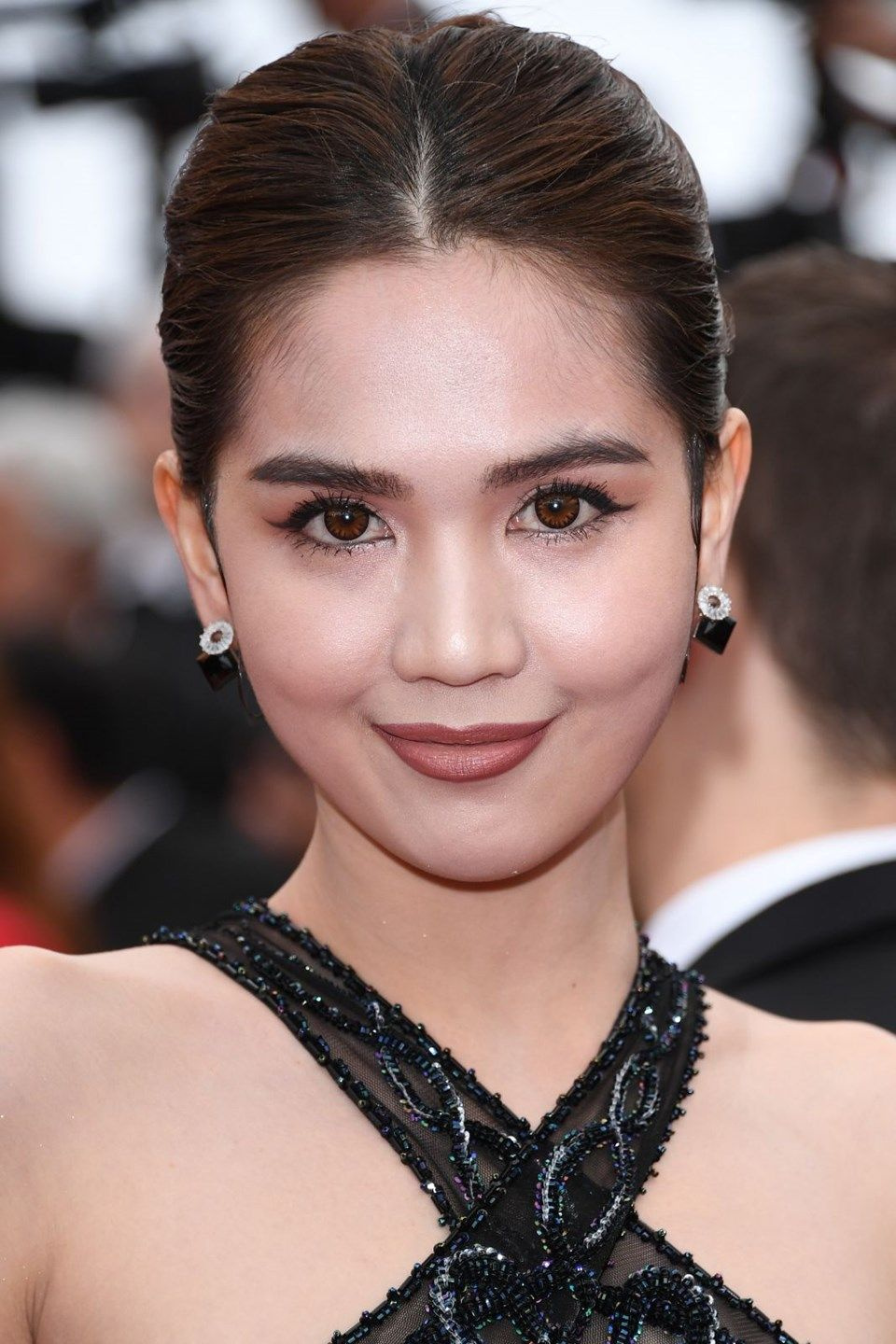 Ünlü oyuncuya Cannes şoku! Kırmızı halı kıyafeti yüzünden soruşturma açıldı