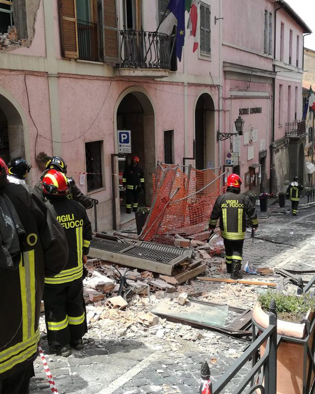 İtalya’da gaz patlaması Belediye başkanı ve 8 kişi yaralandı