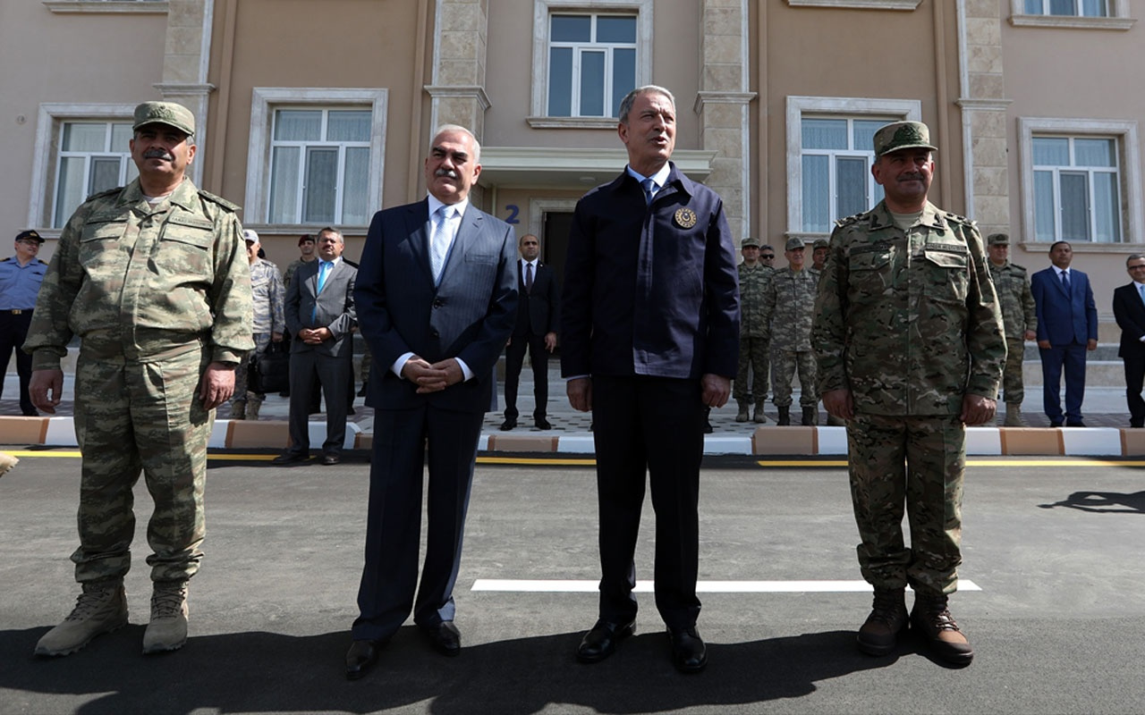 Hulusi Akar Nahçıvan'da Ermenistan'a mesaj verdi