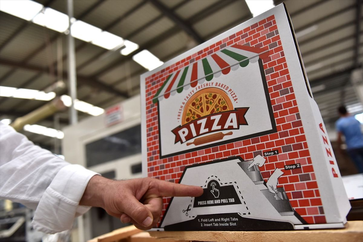 Pizzaya tüküren kuryeyi görüp üretti şimdi ABD ve Avrupa sipariş kuyruğunda