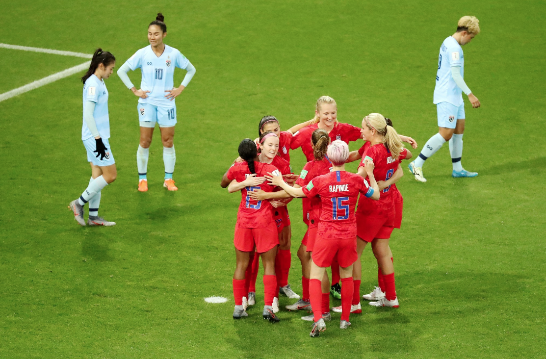 ABD'li kadınlar 13 gol attı Tayland takımı maç sonu bakın ne yaptı