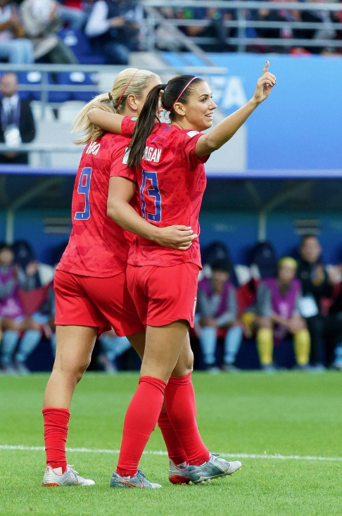 ABD'li kadınlar 13 gol attı Tayland takımı maç sonu bakın ne yaptı