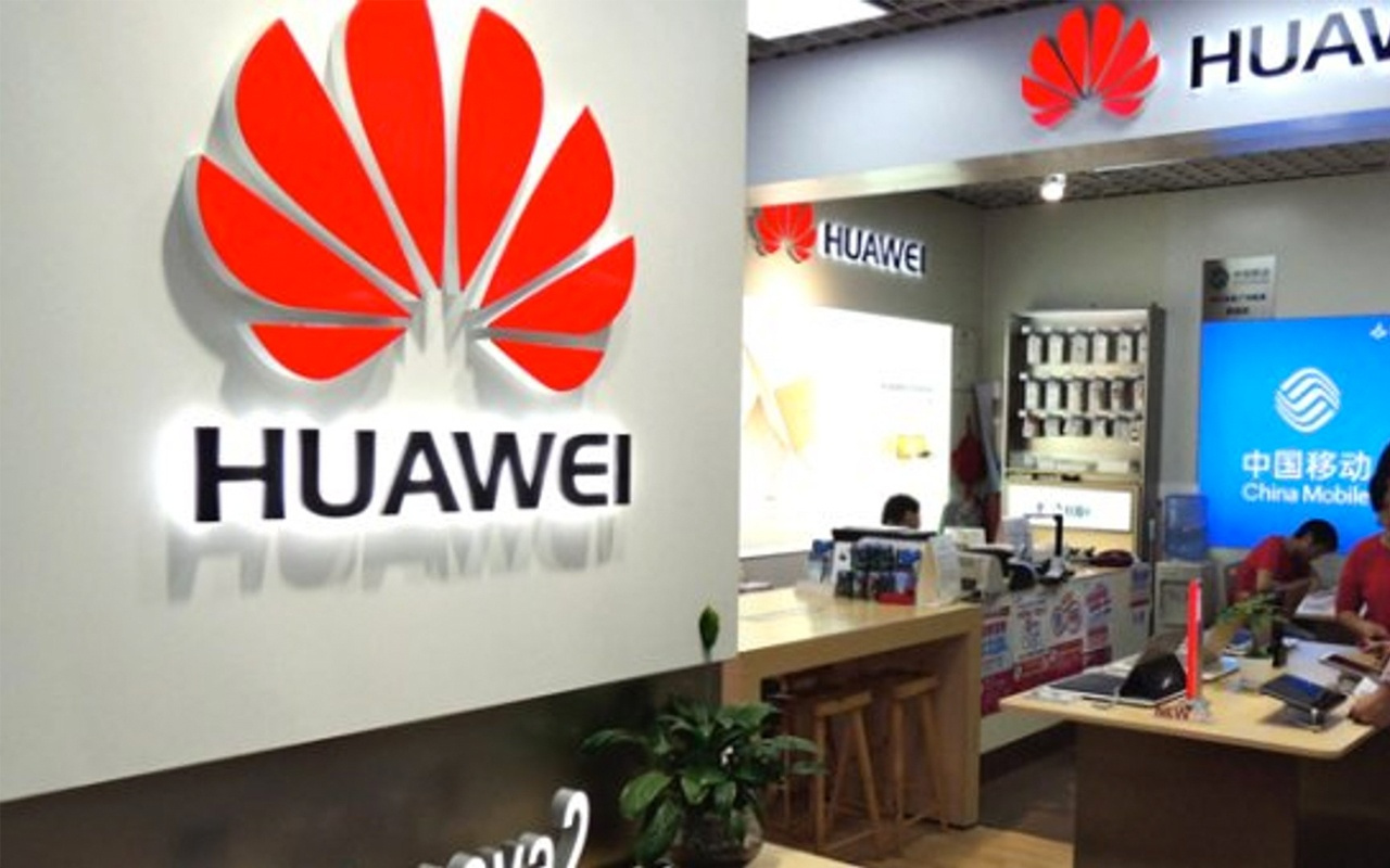 ABD'li iki şirket Microsoft ve İntel'den Huawei'ye destek geldi