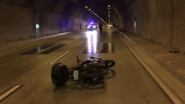 Bomonti'de korkunç kaza! Motosikletli genç kız 40 metre sürüklendi