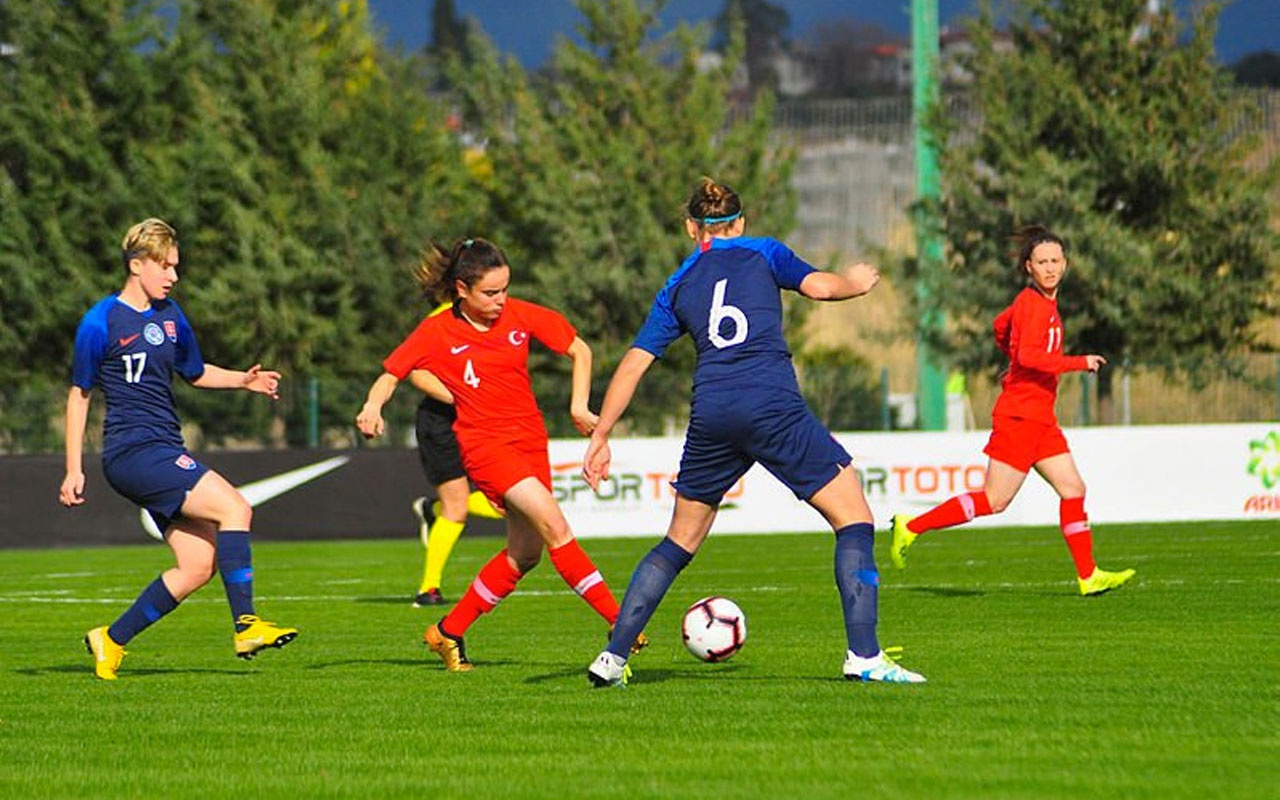 Kadın A Milli Futbol Takımımız yarın Moldova karşısında