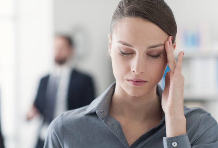 Milyonların acısını çektiği migren ağrısını azaltmak için bunu deneyin