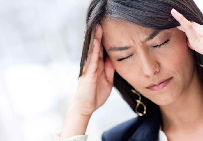Milyonların acısını çektiği migren ağrısını azaltmak için bunu deneyin