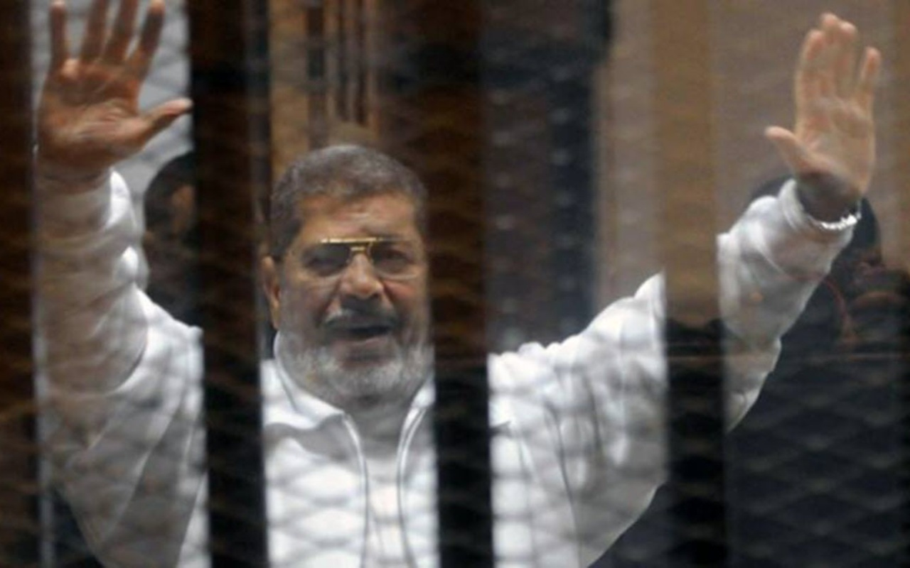 Mursi'nin şehadetinden sonra Türkiye'den peş peşe mesajlar