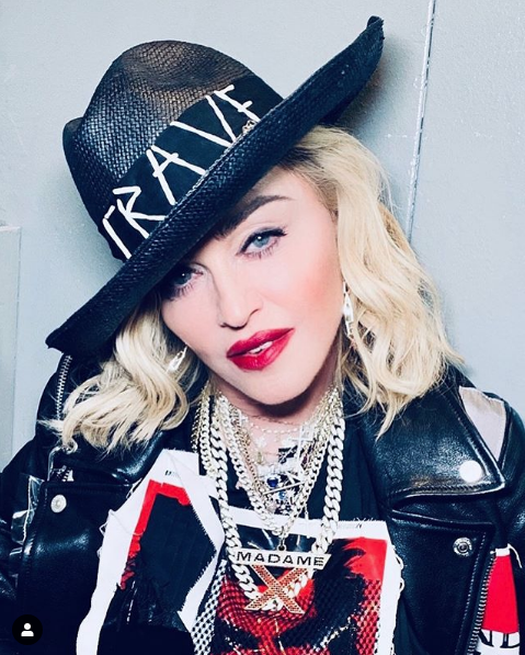 'İnsanlar köle olmuş' Madonna sosyal medyaya isyan etti