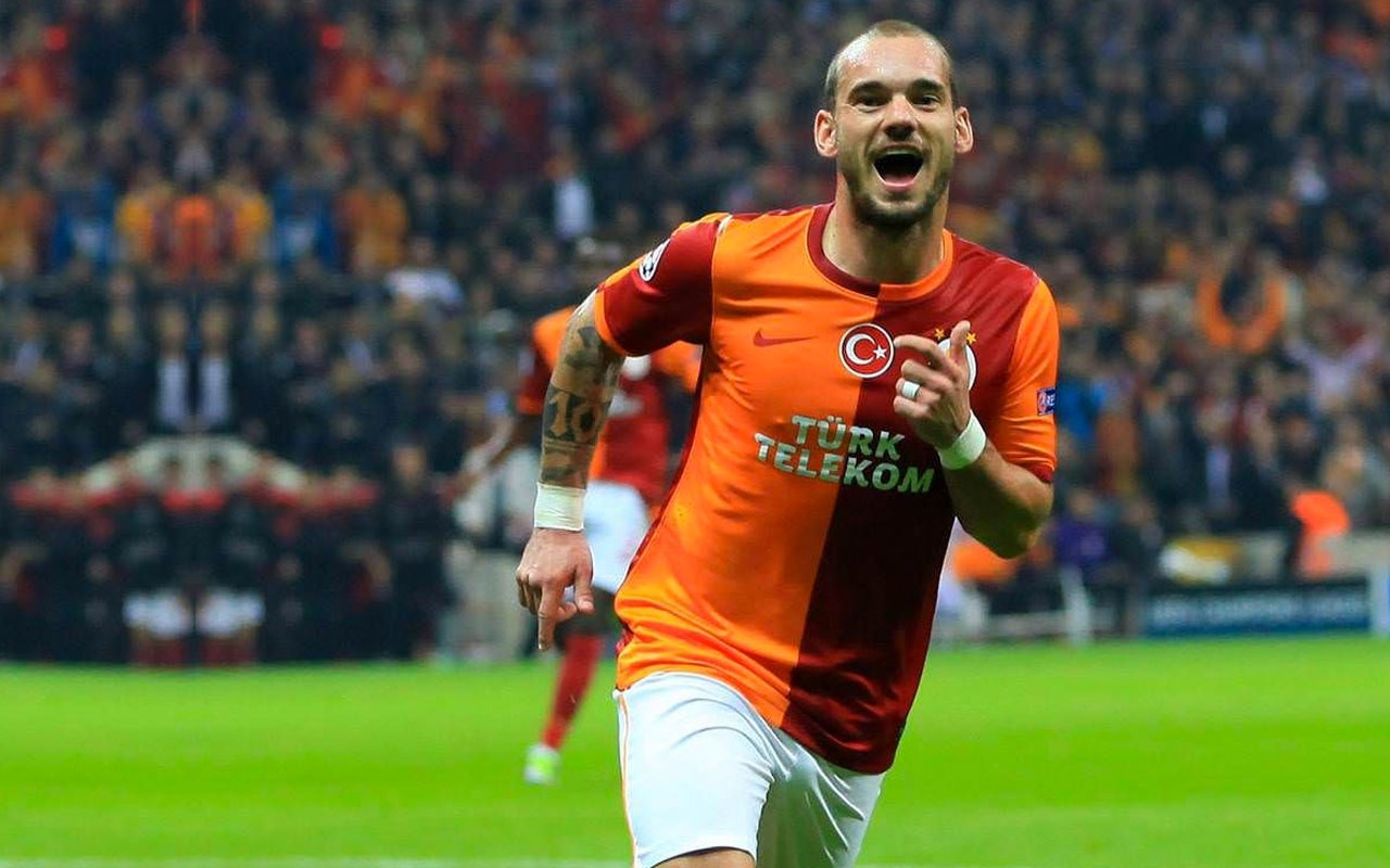 Sneijder bombası! Süper Lig'e geri dönüyor