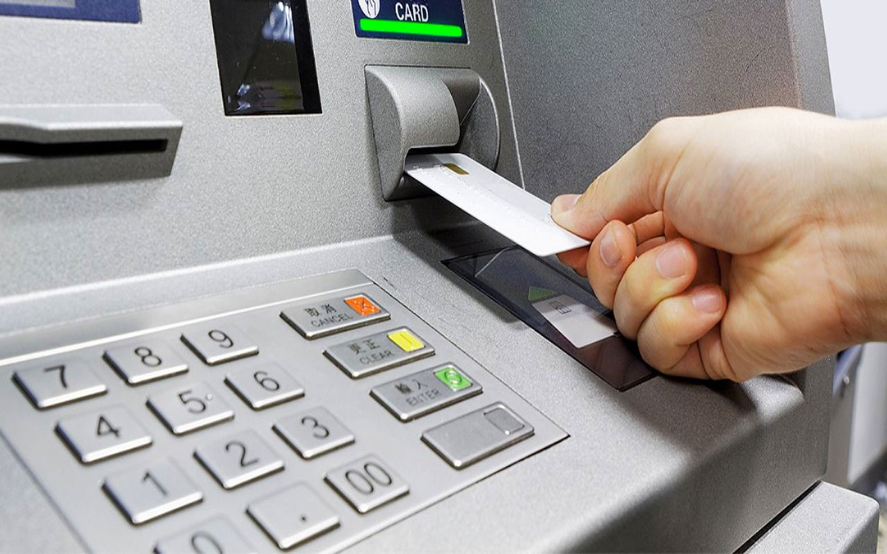 Yeni kimliklere ATM'lerde yeni dönem! Bakın neler yapılabilecek!