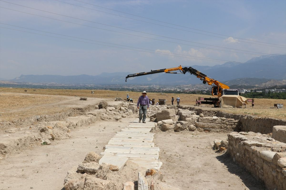 Denizli'de 2 bin yıllık stadyuma antik yoldan ulaşım sağlanacak