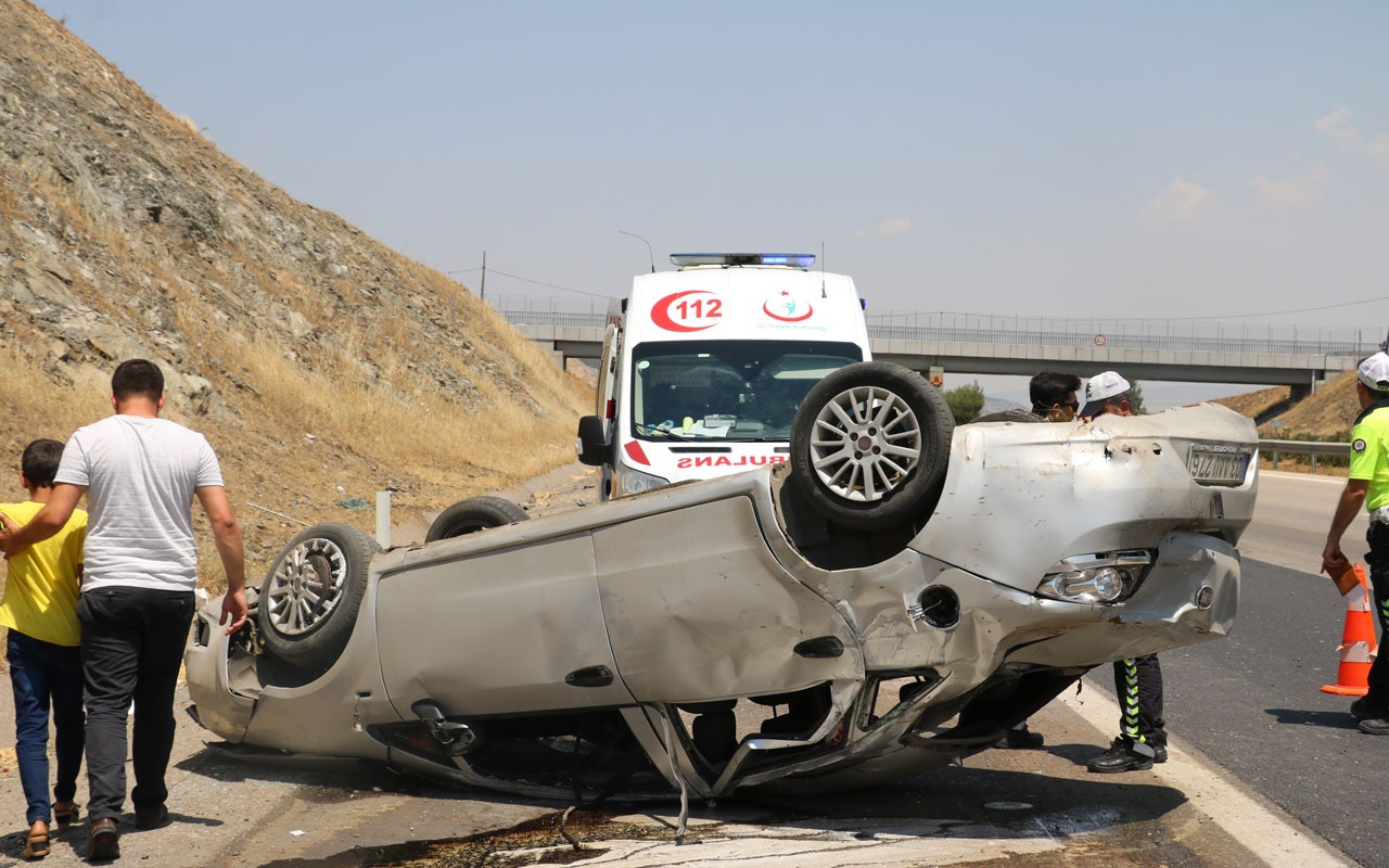 Tekeri patlayan otomobil takla attı ağır yaralılar var