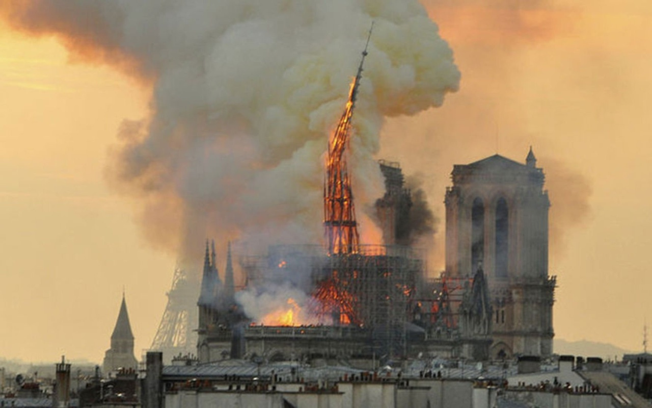 Notre Dame Katedrali'ndeki yangına ilişkin yeni açıklama