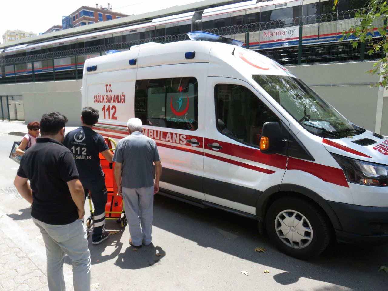 Marmaray'da arıza paniğe neden oldu