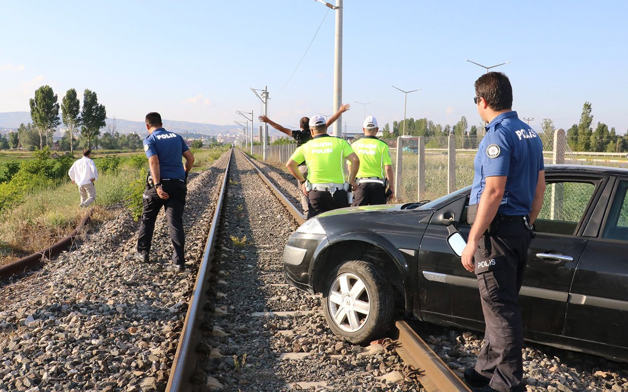 Sivas'ta tren raylarında büyük panik