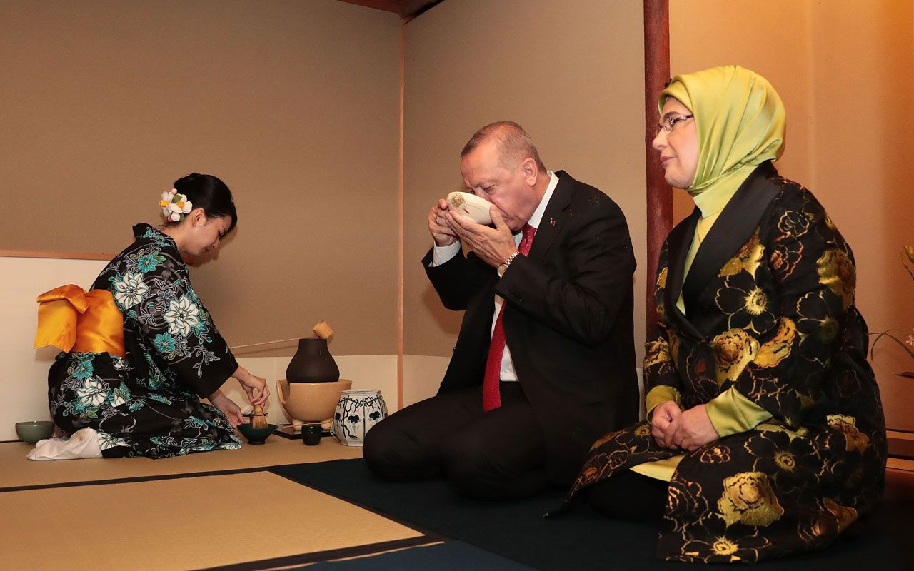 Cumhurbaşkanı Erdoğan'ın çay seremonisinde tebessüm ettiren anları - Sayfa 8