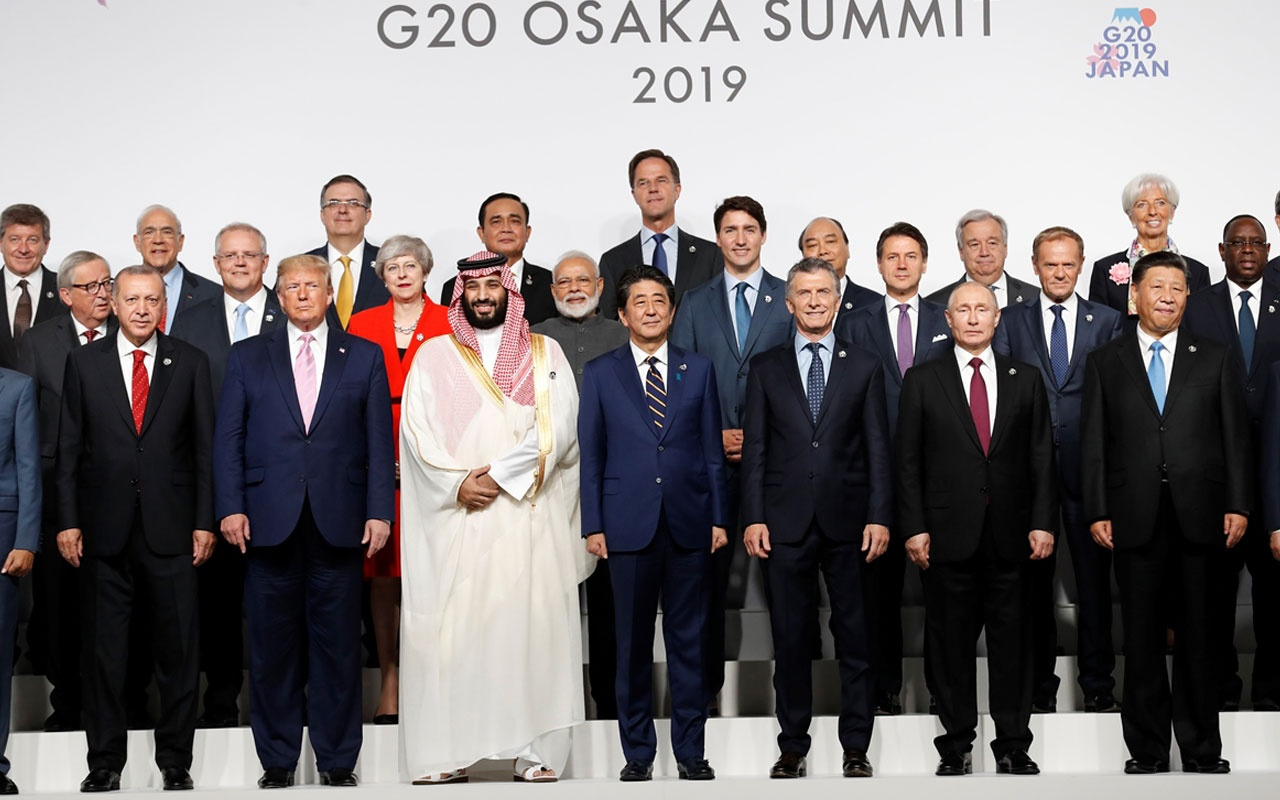 Cumhurbaşkanı Erdoğan'ın da katıldığı G-20 aile fotoğrafı ile başladı