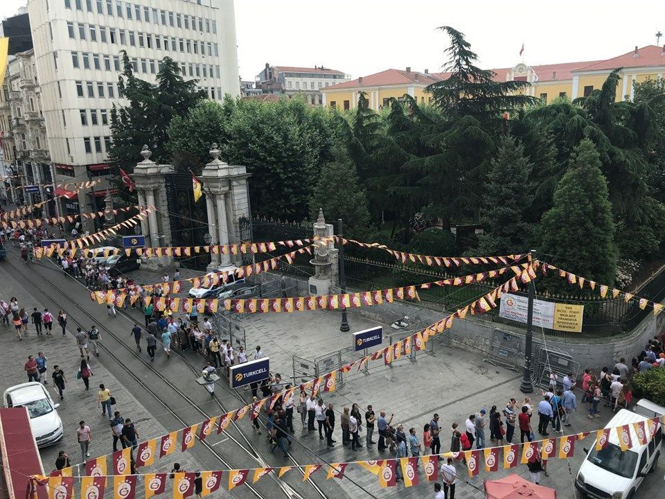 Yer Taksim! 50 kişilik kontenjana 10 bin başvuru yapıldı