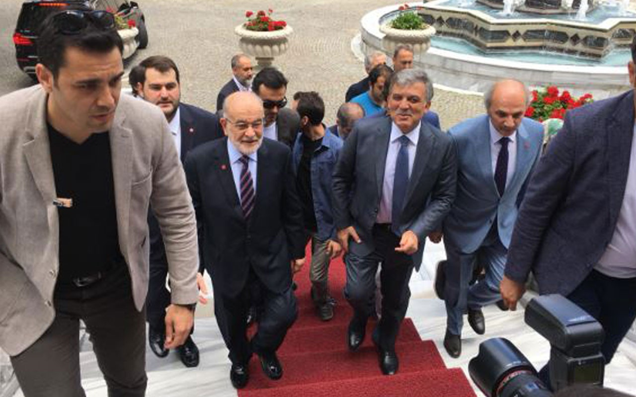 Abdullah Gül, Saadet Partisi'nin D-8 etkinliğine alkışlarla girdi