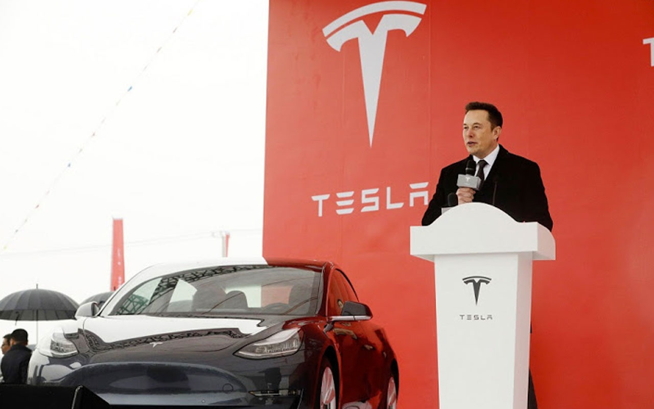Elon Musk'ın keyfi yerinde: Tesla gelirini yüzde 56 artırdı