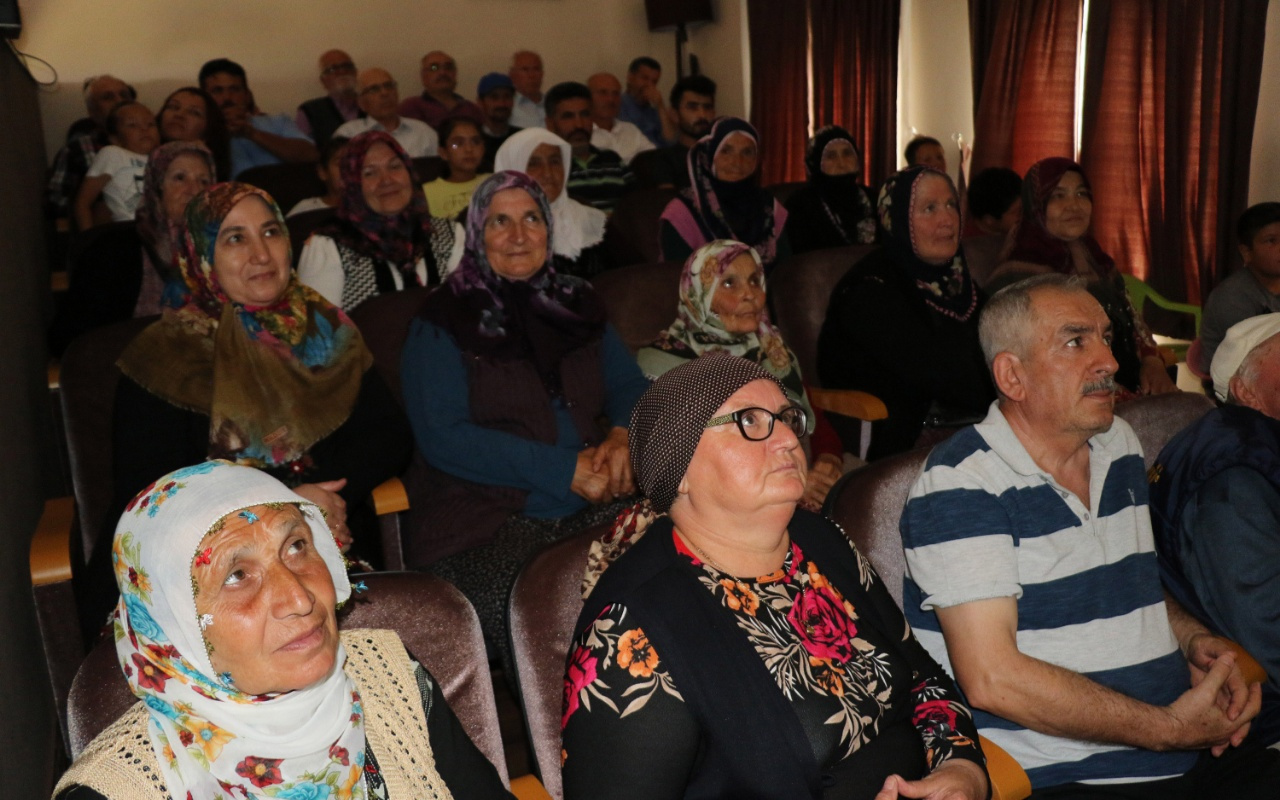 Amasya'da eski köy okulu sinema salonu oldu