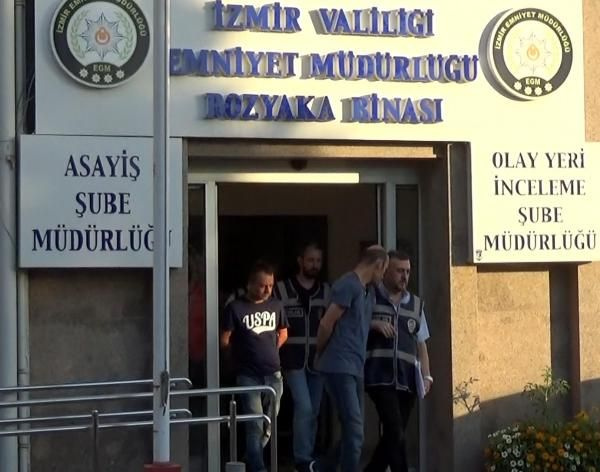 İzmir'de fuhuş şebekesine operasyon: 13 şüpheli tutuklandı