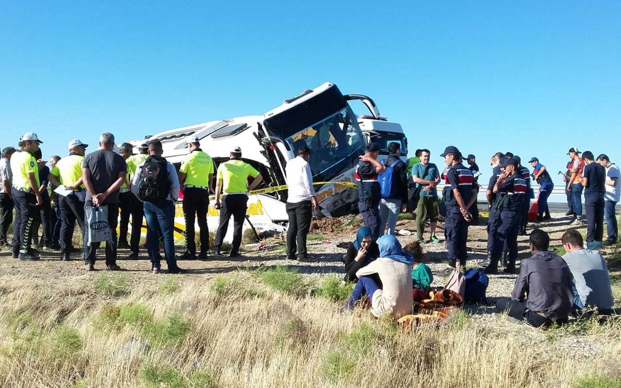 Aksaray'da yolcu otobüsü devrildi çok sayıda yaralı var