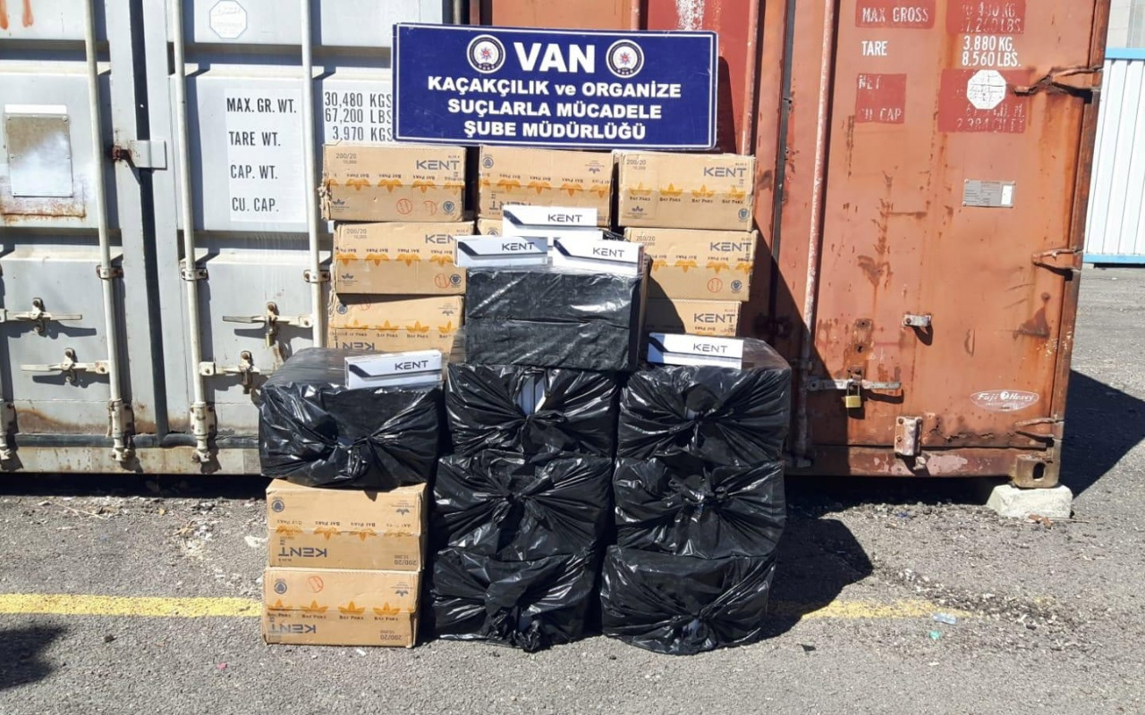 Van’da 14 bin 800 paket kaçak sigara ele geçirildi
