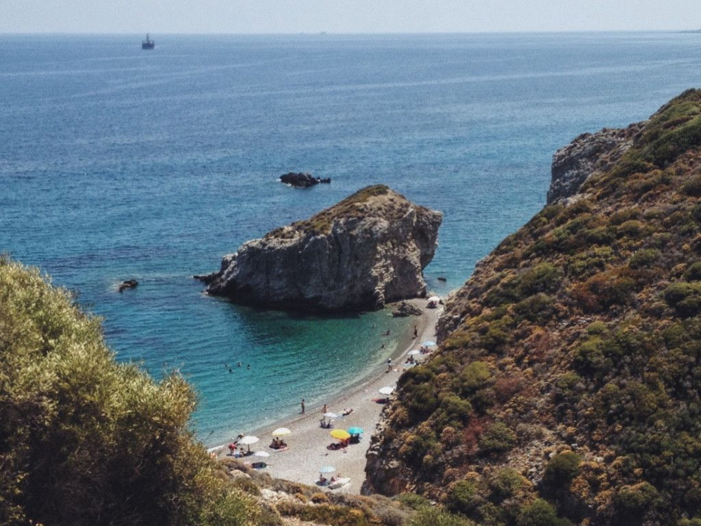 Yunanistan'daki Çuha Adası'na yerleşenlere ayda 500 Euro verilecek