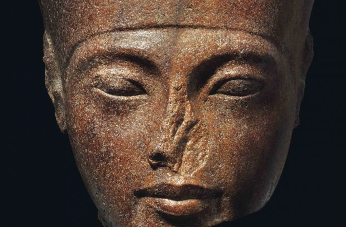 Mısır firavunu Tutankamon'un 3 bin yıllık büstü satılacak! Mısırlılar isyan etti