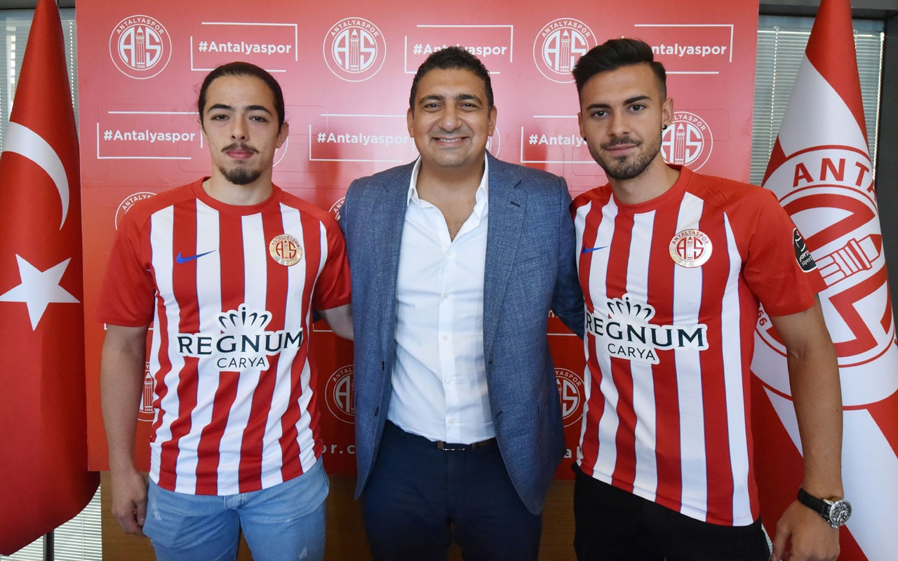 Antalyaspor'dan iki genç futbolcuya beşer yıllık sözleşme