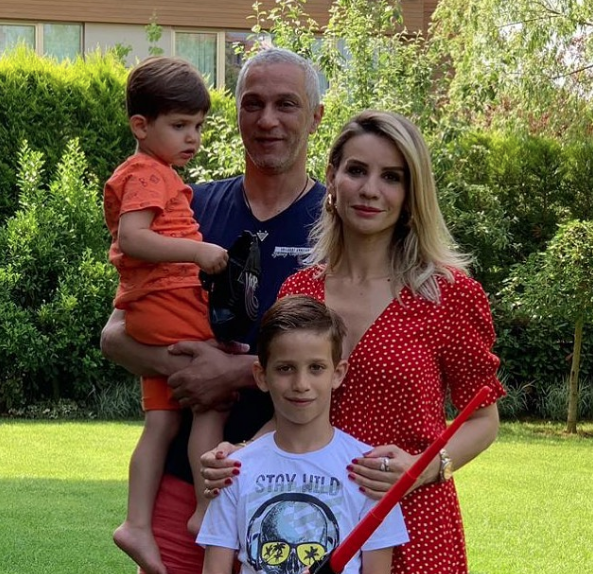 Esra Erol'un küçük oğlu Ömer aşkını ilan etti! Babası Ali Özbir sosyal medyadan duyurdu