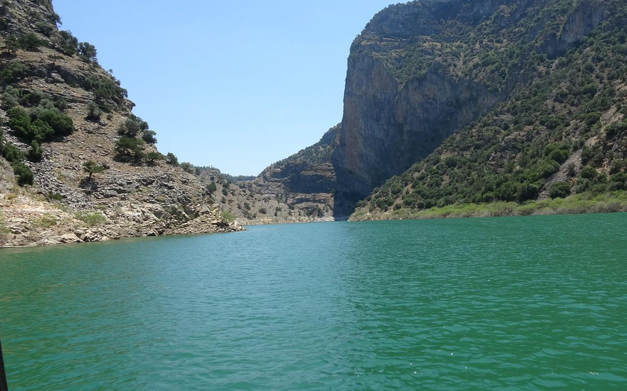 Arapapıştı Kanyonu ziyaretçilerini kendine hayran bırakıyor