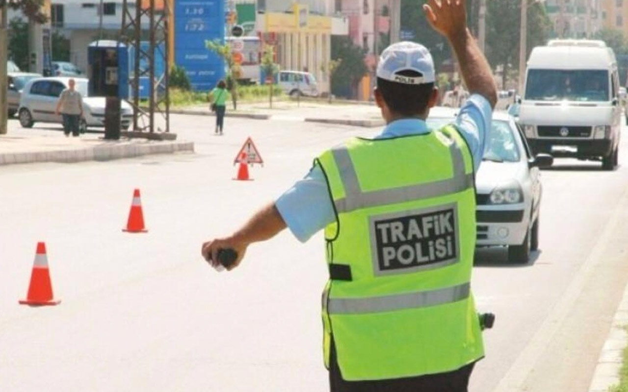Niğde'de trafikte makas atan alkollü sürücüye 9 bin 617 lira ceza verildi
