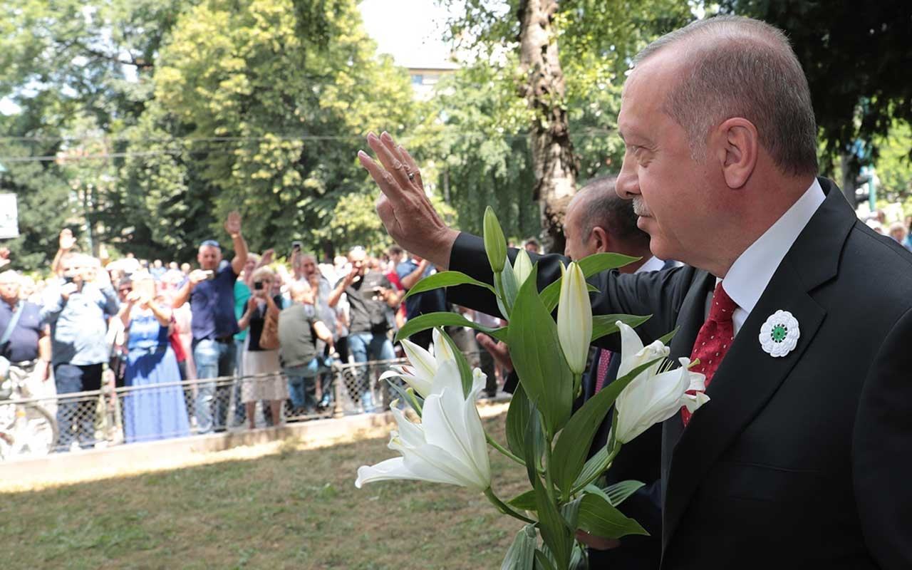 Erdoğan Srebrenitsa Soykırımı kurbanları anısına düzenlenen törene katıldı